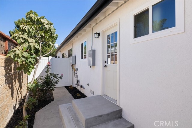 13355 Erwin St in Los Angeles, CA - Building Photo - Building Photo