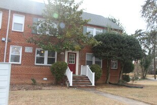 617 North Monroe Street, Unit 4 in Arlington, VA - Building Photo