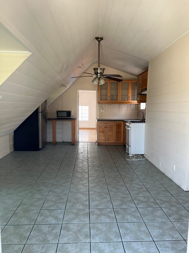 3976 W 7th St, Unit .5