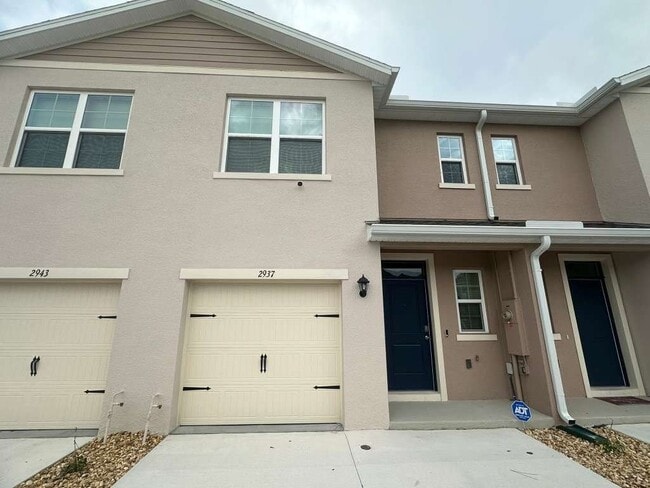 property at 2933 Canary Ave