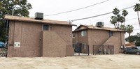 328-330 Monterey St in Bakersfield, CA - Foto de edificio - Building Photo