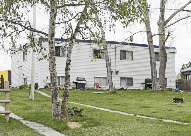 406 3rd Ave SW in Black Diamond, AB - Building Photo - Building Photo