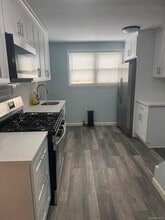 363 Clarendon Rd in Uniondale, NY - Foto de edificio - Building Photo