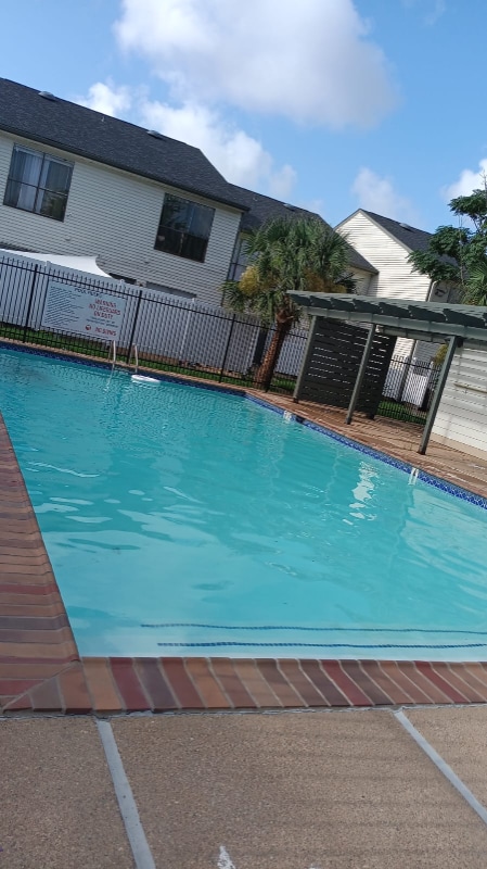 10901 Village Bend Ln in Houston, TX - Building Photo - Building Photo