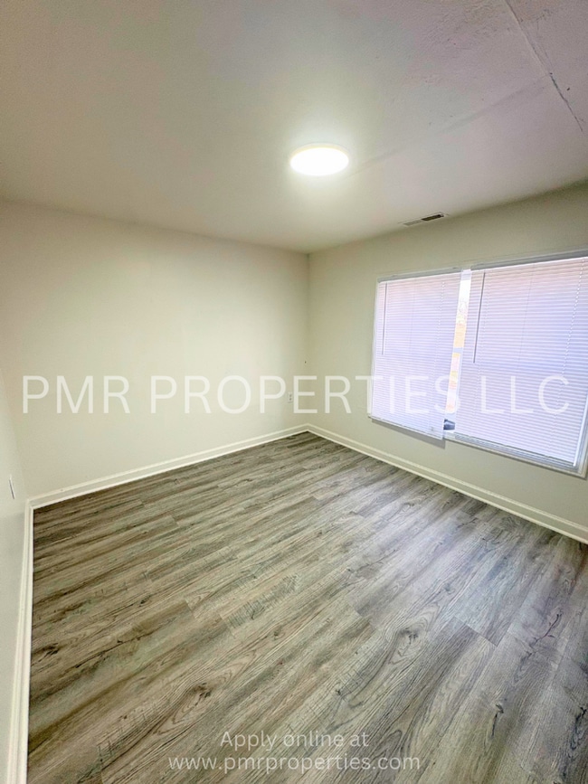 2406 N 3rd St in St. Joseph, MO - Building Photo - Building Photo