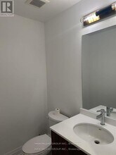 15 Persica St in Richmond Hill, ON - Building Photo - Building Photo