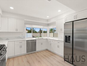 16769 Redwood St in Fountain Valley, CA - Foto de edificio - Building Photo