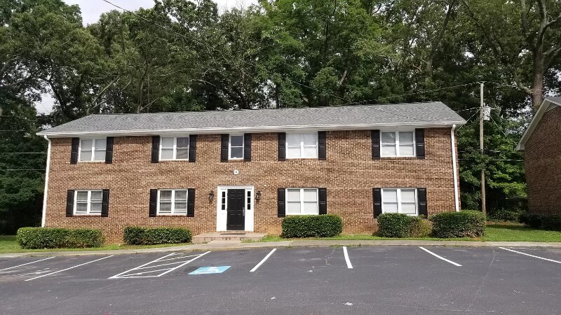 373 Stone Mountain St in Lawrenceville, GA - Building Photo