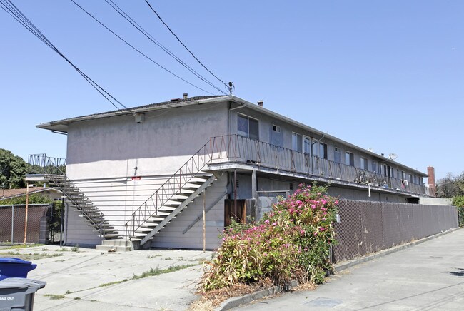 2651 W Avenue 133rd in San Leandro, CA - Building Photo - Building Photo