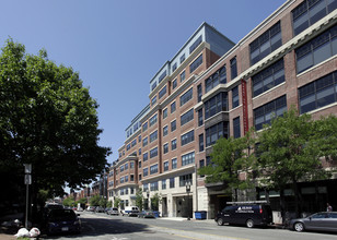 Bryant Back Bay in Boston, MA - Foto de edificio - Building Photo