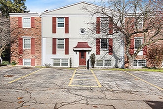 728 Garland Cir in Kalamazoo, MI - Building Photo - Building Photo