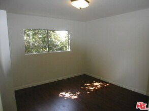 12492 Gilmore Ave in Los Angeles, CA - Building Photo - Building Photo
