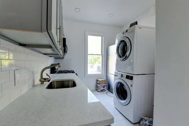 property at 1103 Grand Ave