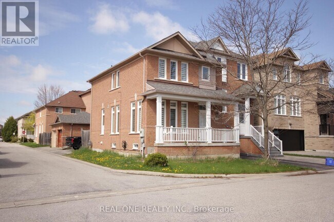 52 Russell Hill Rd in Markham, ON - Building Photo - Building Photo
