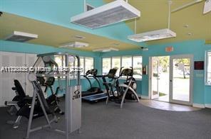 7180 NW 179th St in Hialeah, FL - Building Photo - Building Photo