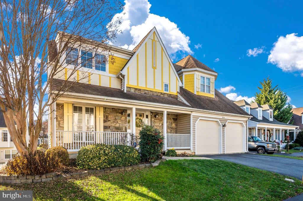 2575 Bear Den Rd in Frederick, MD - Building Photo