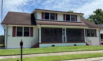 4411 Rhodes Dr in New Orleans, LA - Building Photo