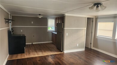 206 E Reagan Ave in Copperas Cove, TX - Building Photo - Building Photo