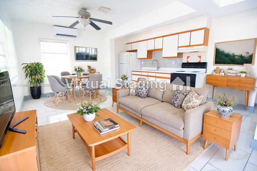 1843 Cleveland St in Hollywood, FL - Building Photo