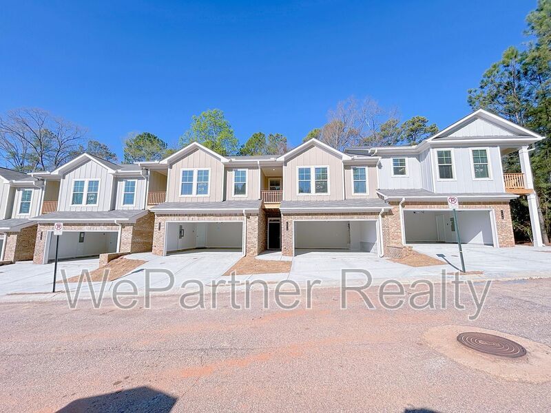 2610 Mls Cmn Dr in Decatur, GA - Building Photo