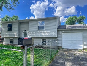 912 Tellega Ave in Columbus, OH - Building Photo - Building Photo