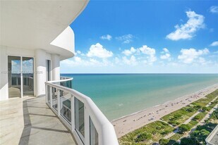 9601 Collins Ave in Bal Harbour, FL - Building Photo