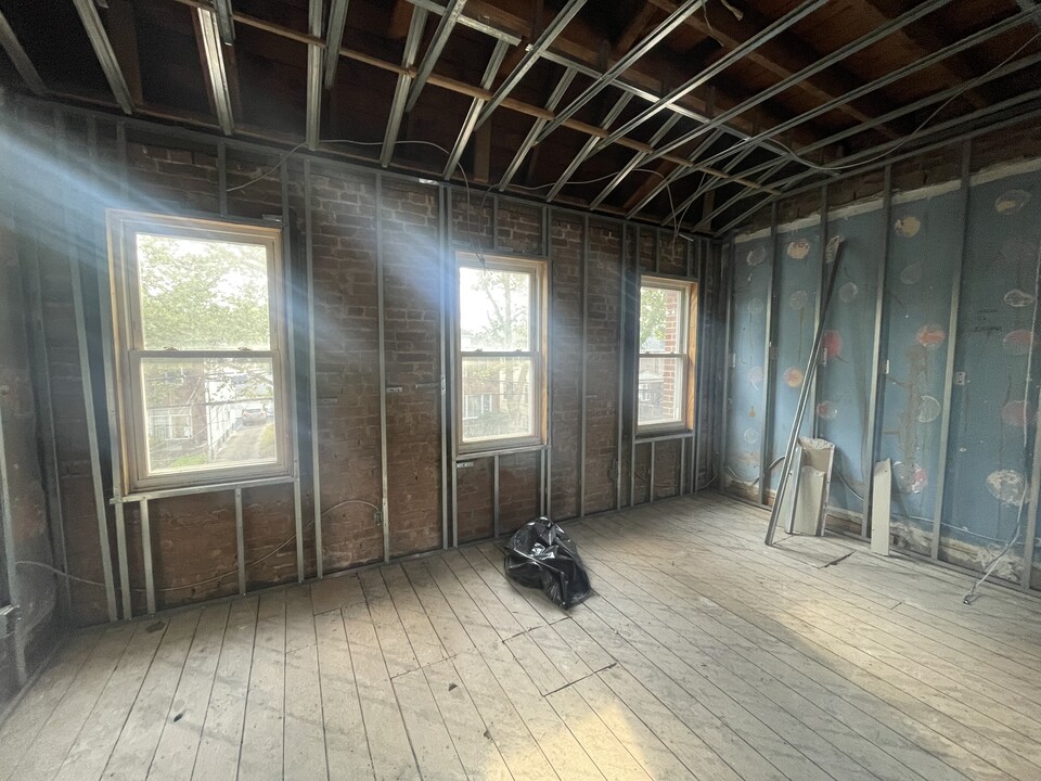 2015 E 23rd St in Brooklyn, NY - Building Photo