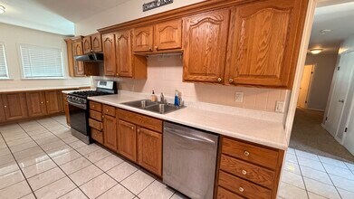 40005 Benson Park Rd in Shawnee, OK - Building Photo - Building Photo