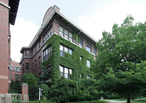 5115-5117 S Ellis Ave Apartments