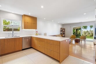 27642 Avenida Del Mesa in Rancho Palos Verdes, CA - Building Photo - Building Photo