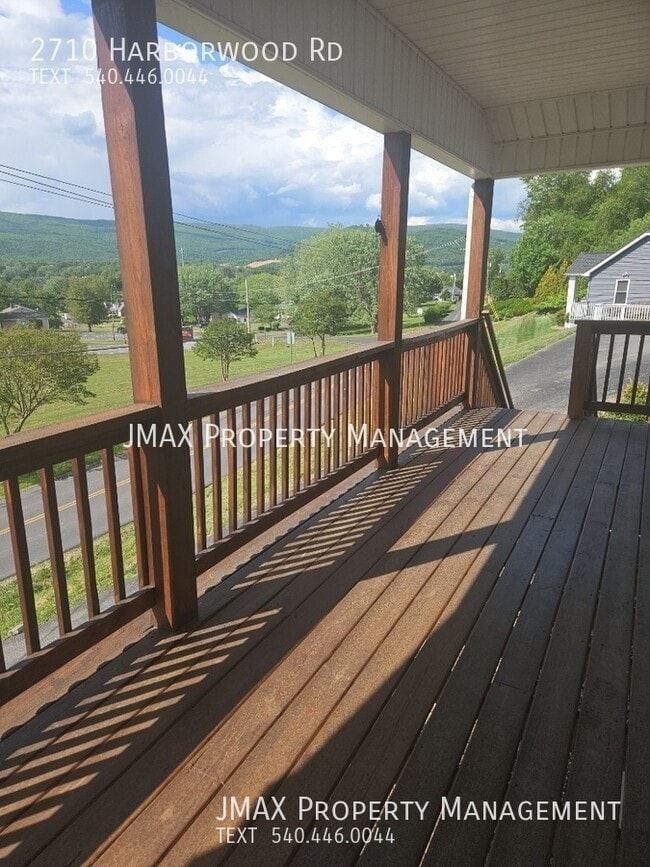2710 Harborwood Rd in Salem, VA - Building Photo - Building Photo