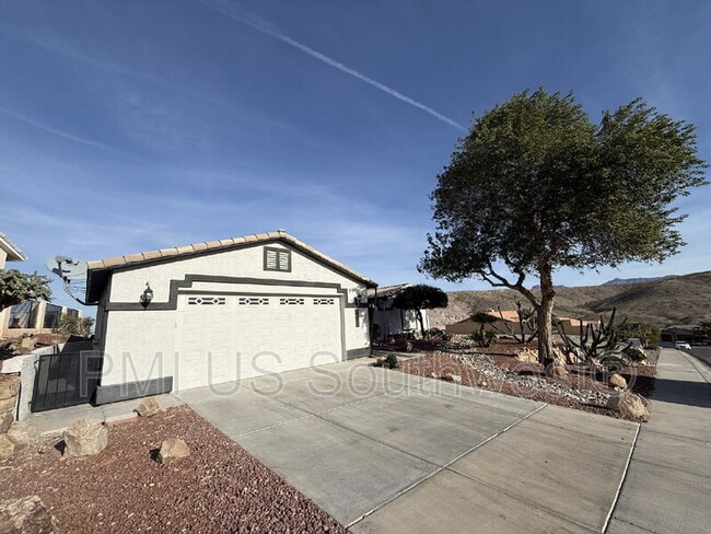 2917 Desert Vista Dr in Bullhead City, AZ - Building Photo - Building Photo