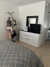 18111 NW 68th Ave in Hialeah, FL - Building Photo - Building Photo