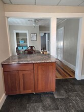 351 Broadway in Bangor, ME - Foto de edificio - Building Photo