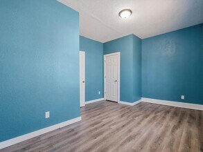 621 7th St in Rock Island, IL - Foto de edificio - Building Photo