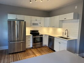 248 Perrine St, Unit 246 in Dayton, OH - Building Photo