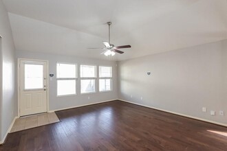 2559 Elm Crossing Trail in Spring, TX - Building Photo - Building Photo