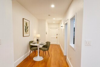 38 Kilsyth Rd in Brookline, MA - Building Photo - Building Photo