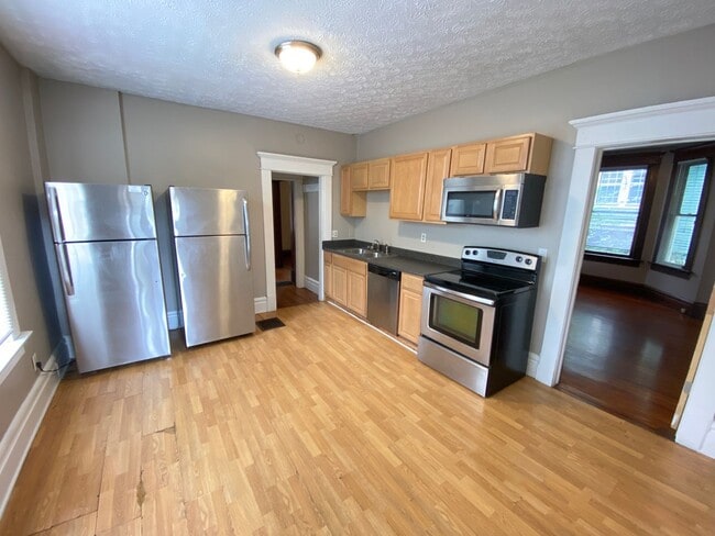 171 E Northwood Ave in Columbus, OH - Building Photo - Building Photo