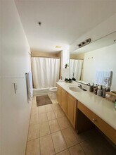 6400 NW 114th Ave in Doral, FL - Building Photo - Building Photo