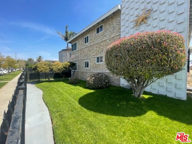 property at 628 S Osage Ave