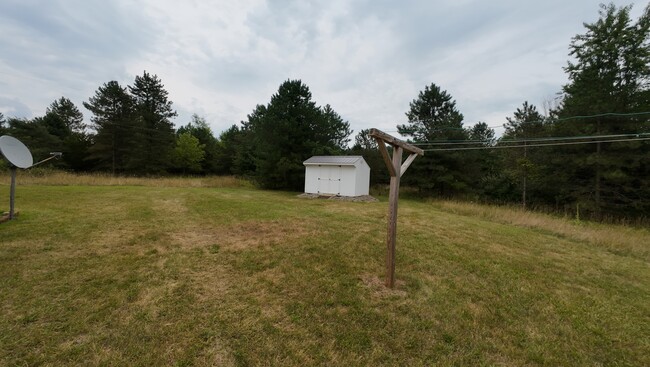 4540 Lake Pleasant Rd S in Osseo, MI - Building Photo - Building Photo