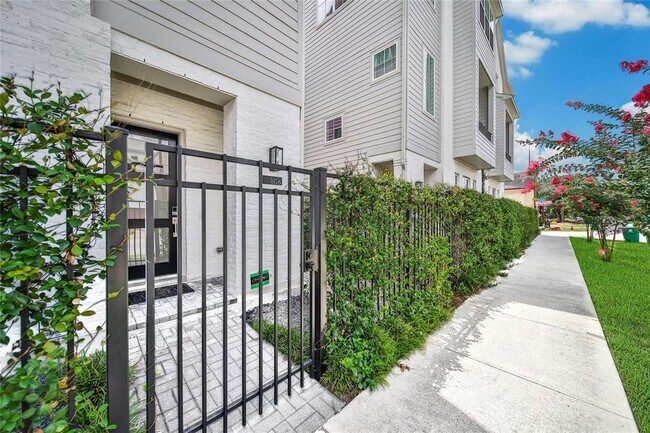 806 Detering St in Houston, TX - Building Photo - Building Photo