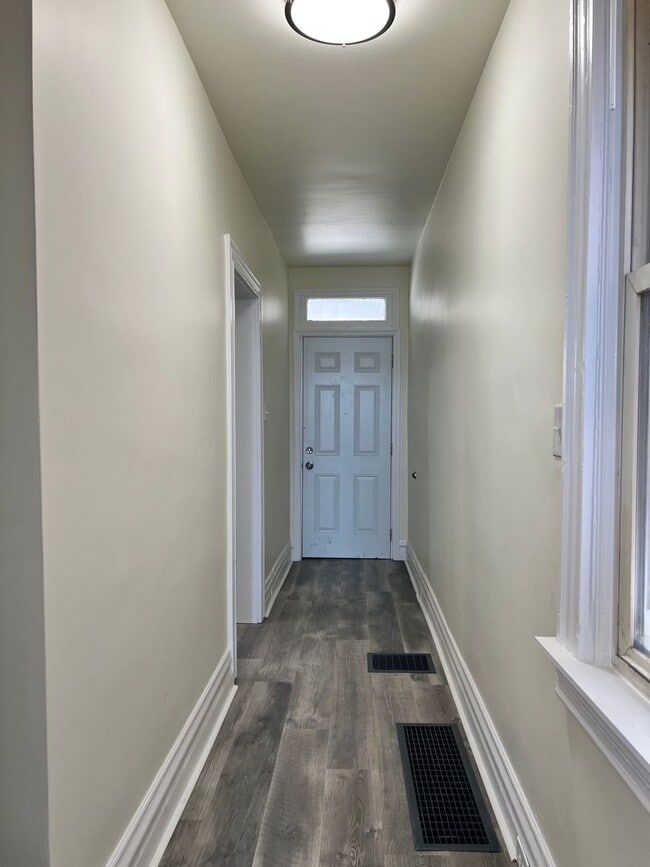 2106 Arlington Ave in Pittsburgh, PA - Building Photo - Building Photo