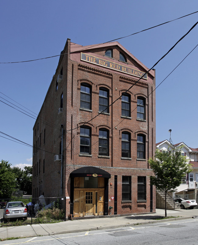 The Big Red Building in Staten Island, NY - Building Photo - Building Photo