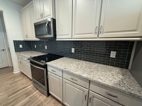 3237 Painted Blossom Ct in Lutz, FL - Building Photo - Building Photo