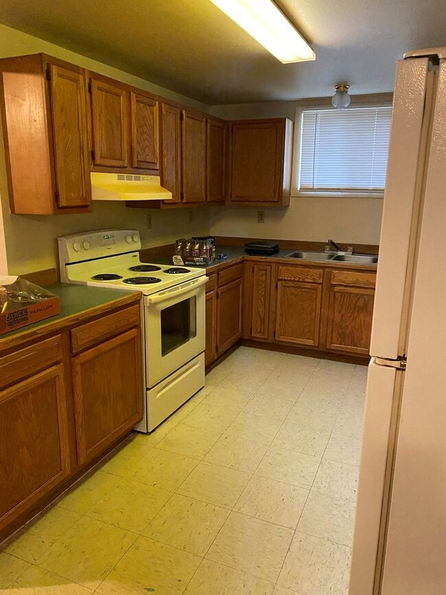 208 N 1st St in Union, OR - Building Photo - Building Photo