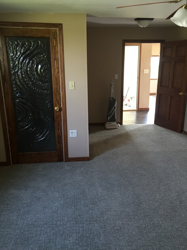 312 S Main St Rentals in Spencerville, OH