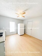 911 Fulton Rd NW in Canton, OH - Building Photo - Building Photo