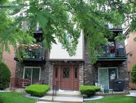 6616 W 64th Pl in Chicago, IL - Building Photo